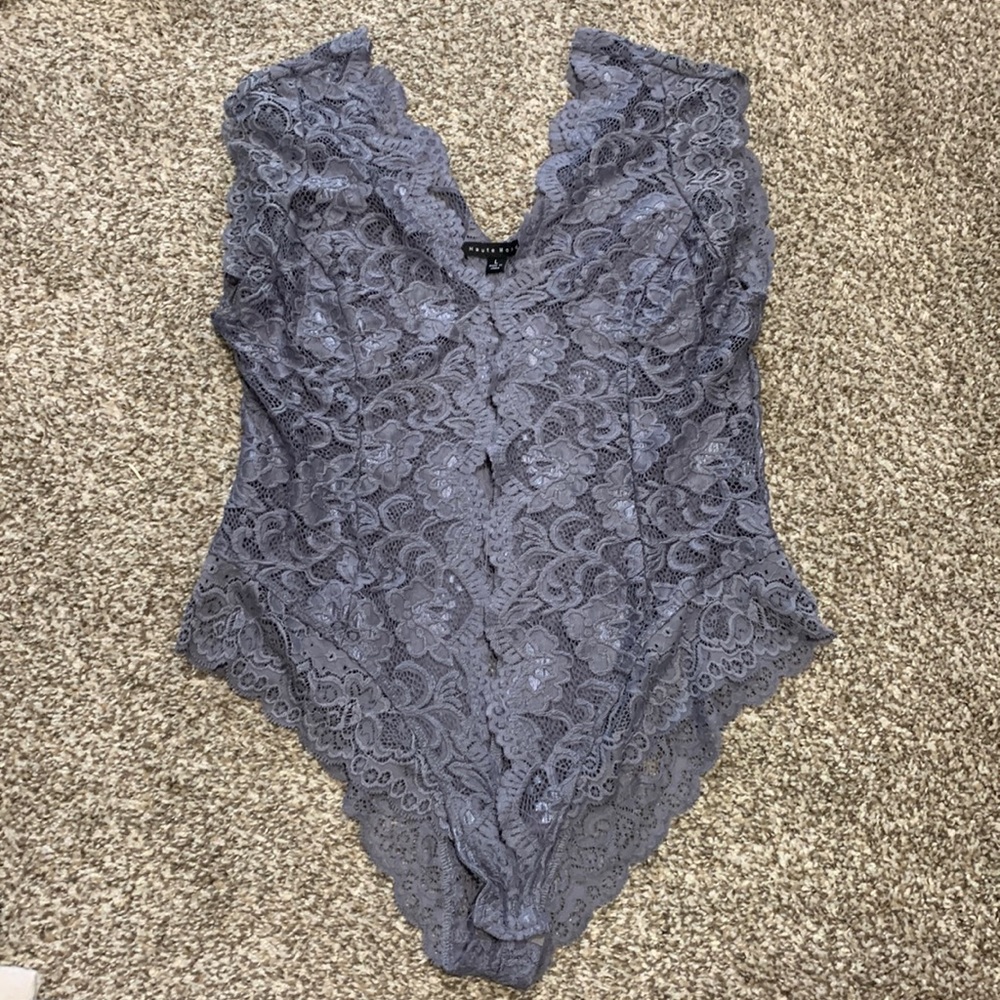 Lace body suit